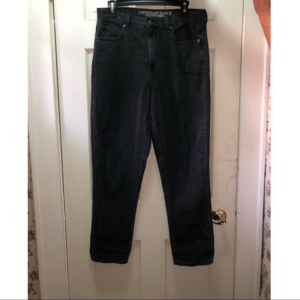 Black American Eagle Mom Jeans 🖤🦋